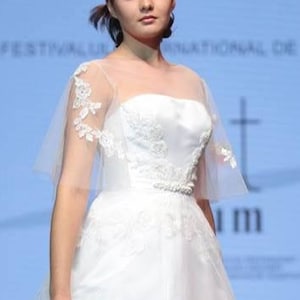 Ready to Ship tulle and embroidery applique long sleeve wedding dress, vintage wedding dress, bridal separates, bohemian corset dress, boho.