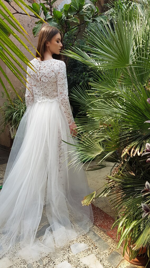 fitted lace wedding dress Amazon.com: Bridal Blouse Lace Top – Long Sleeve Wedding Dress Topper White  Bolero Shrug – Elegant Lace Coverup for Gowns – Bridal Gown Toppers  Accessory (XS/S) main image 0