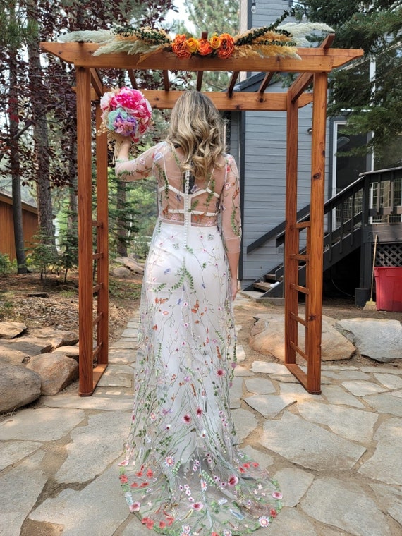 green emerald velvet dress Bella and Bloom Boutique