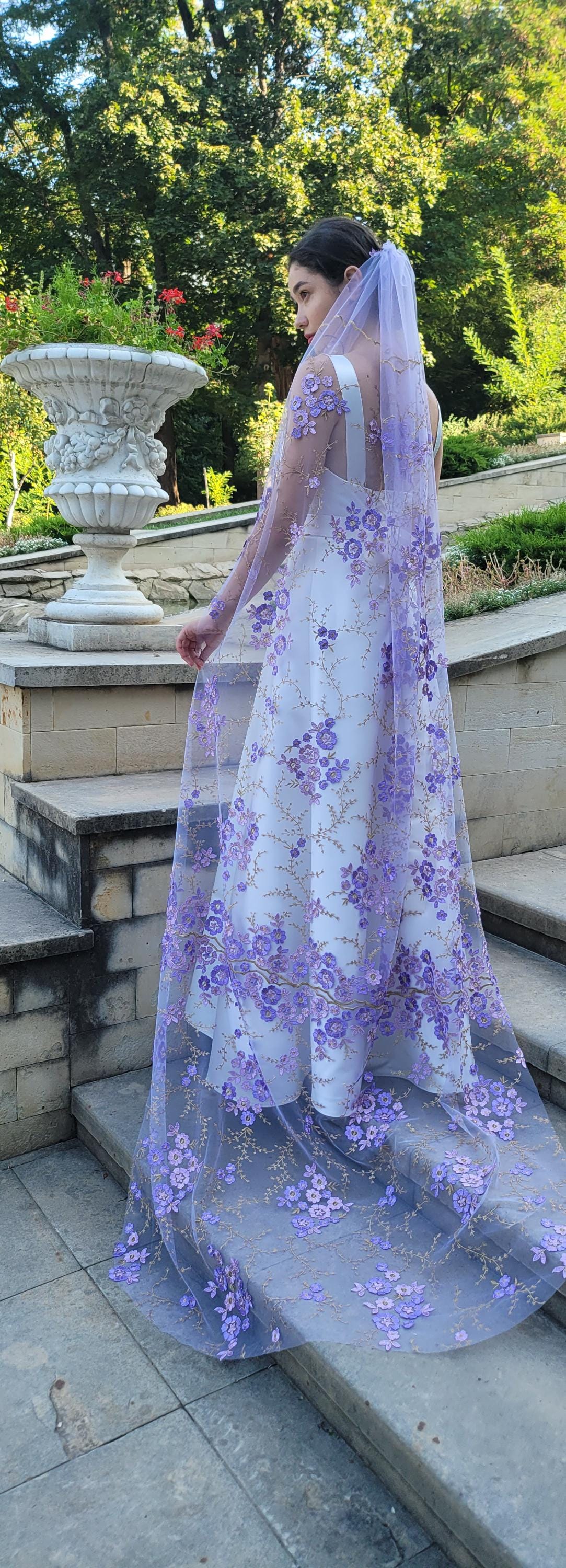 Lilac Floral Draped Wedding Veil: 3D Purple Flowers Petals  display picture 2