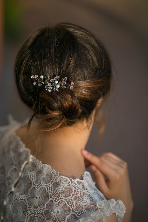 Something Blue Wedding Hairpin: Pearl & Crystal Bridal  display picture 3