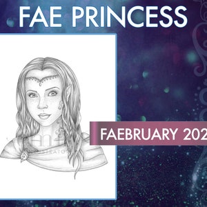 Può includere: Un disegno a matita in bianco e nero di una principessa fata con lunghi capelli fluenti, che indossa una corona e un mantello. Il disegno è intitolato "Fae Princess" e "Faebruary 2023".