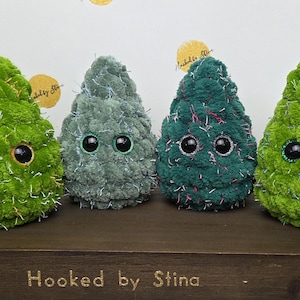 Strain Weed Nugget Plushie, Crochet Nugs, Smoke Station Decor, 420 Friends, Gift for Smoker, Marijuana, Stoner Accessories, Birthday Gift image 2