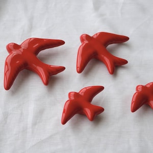 Red swallows - set of 4 -  portuguese swallows, Ceramic Swallows, golondrinas de cerámica, Hirondelles en céramique, home decoration.