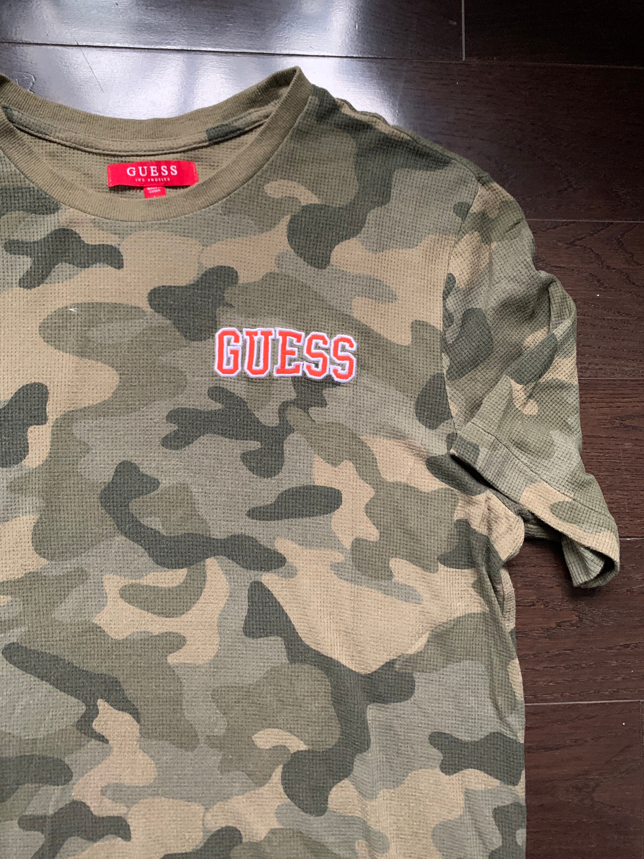 90s Guess Camo T Shirt - Etsy Australia