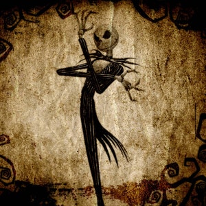Puede incluir: Una ilustración en blanco y negro de Jack Skellington, el Rey Calabaza de Pesadilla Antes de Navidad, sobre un fondo marrón texturizado. El fondo tiene un patrón de remolino.