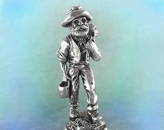 Swagman Standing Australian Souvenir Figurine, Australian Made Pewter Gift, Australian Figurines