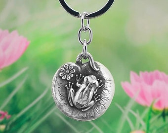 Frog on the Lily Pad Keychain, Australian Made Pewter Gift, Australian Seller, Frog Keyrings, Australian Keychain