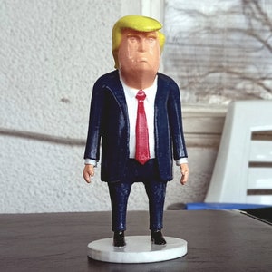Trump dashboard bobblehead discount