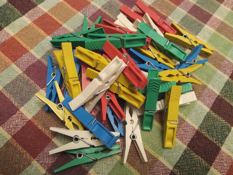 40 Plastic Clothespins Laundry Pins Plastic Clothes Pins Etsy