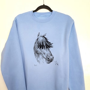Horse lovers sweathirt, Sweatshirt horse, Cute horse, Cotton, Unique Gifts, Birthday gift, Lovely horse, Gift for her, Sweatshirt for girls