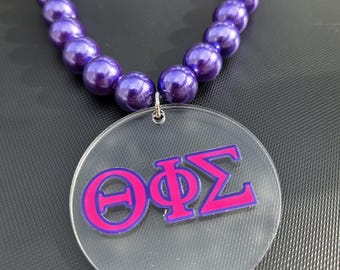Theta Phi Signa Acryl Anhänger Halskette.