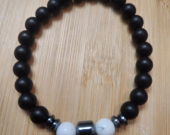 Schwarzer Onyx & Howlith Armband