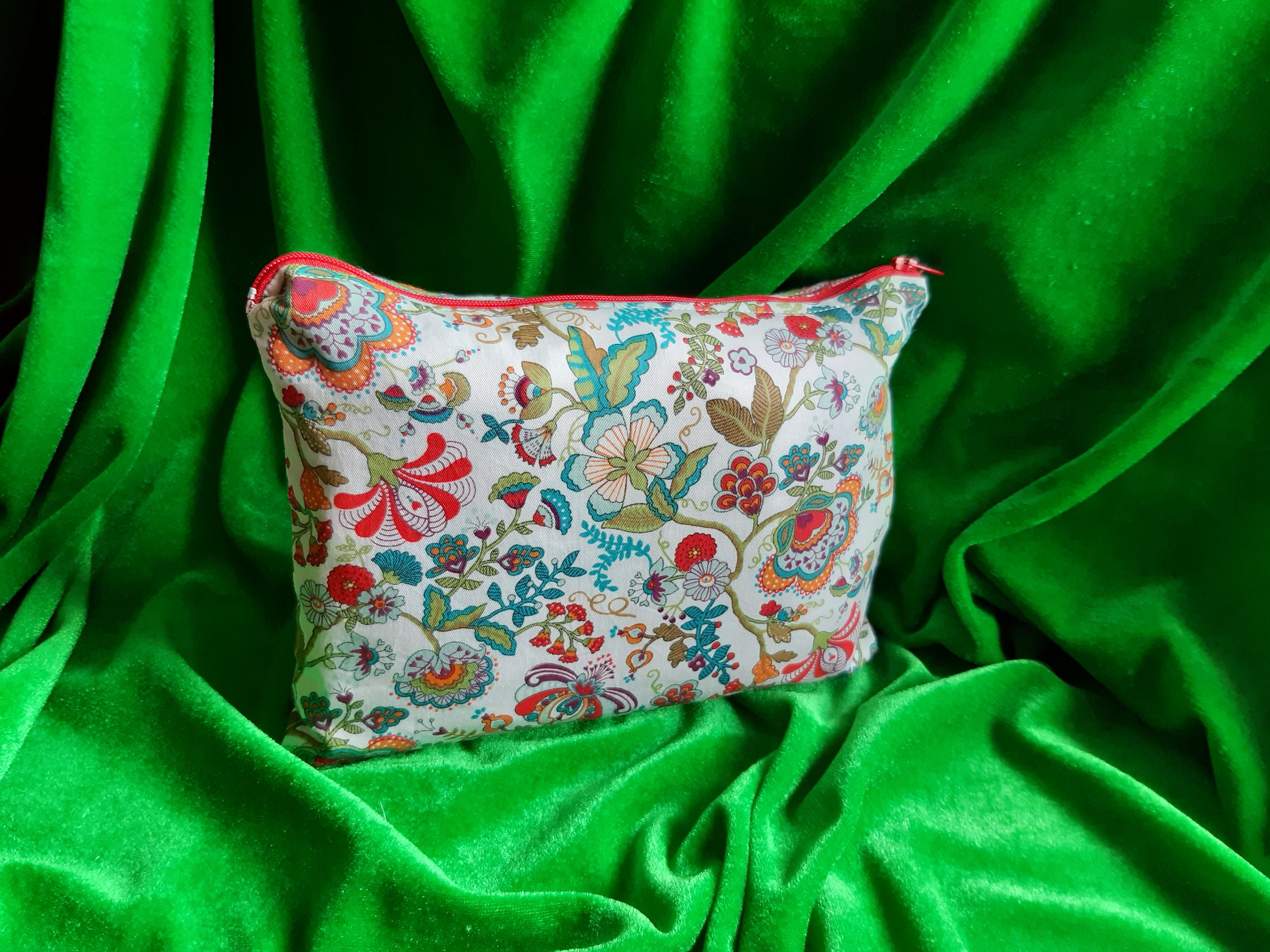 Pochette Trousse Zippée en Tissu Motif Végétal Floral Botanique Cadeau Femme Pièce Unique Fait Main