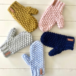 Handgebreide wollen wanten: grof gebreide kerstbal, winterhandschoenen voor dames