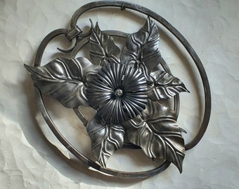 Steel Rosette With A Floral Motif,Metalworking,Large Heavy Rosette,Metal Art Gallery,Steel Wall Decor,Metal Wall Decor Flowers,Craft Work