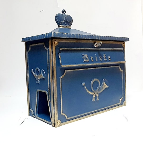 Stunning Royal  Mailbox Wall Mount,CAST ALUMINUM,Color Navy Blue,Locked Letterbox,Metal Art Gallery,Briefe,Postkasten