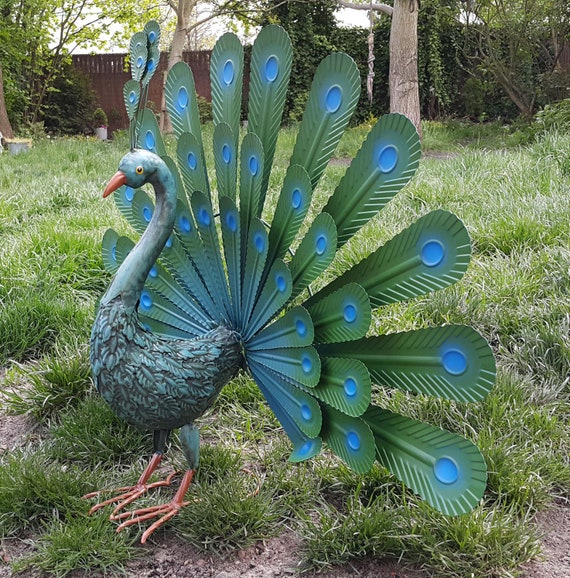 工芸品 mOdern. objet peacock. mOdern. objet peacock.