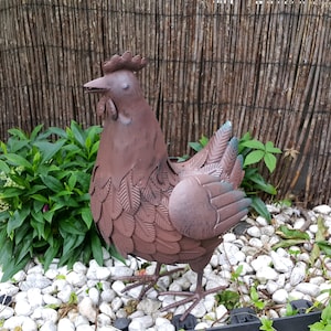 Gallina in metallo da giardino, statuetta di animali in metallo, sculture da giardino di animali, decorazioni per la fattoria dei polli, galleria d&#39;arte in metallo