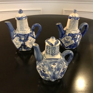 Chinoiserie Tea Pot Set of 3 Blue and White Chinese Teapots with Unique Angular Shape