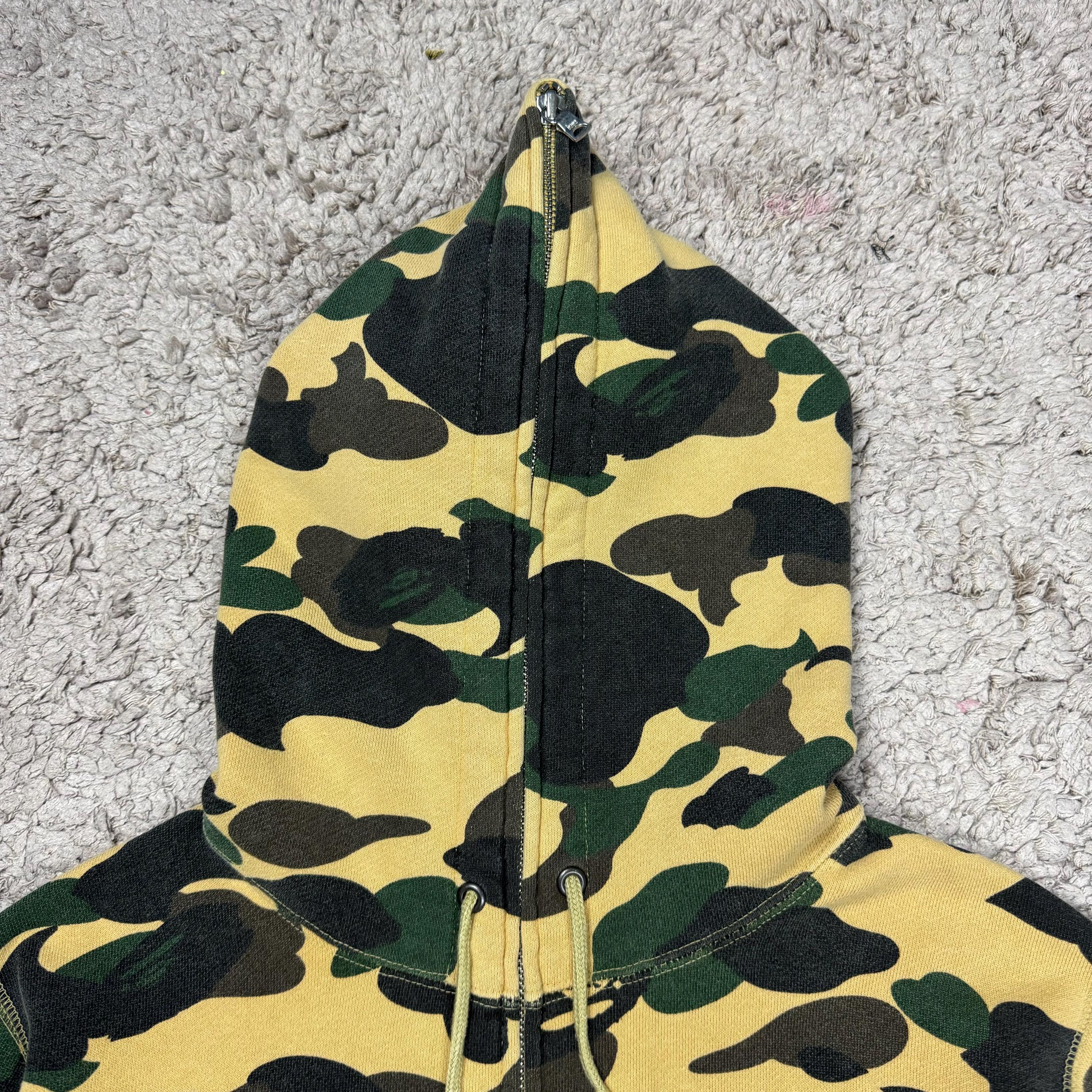 Vintage Bape 1st Camo Fullzipper Hoodie SIZE S/ Nigo/ Japanese