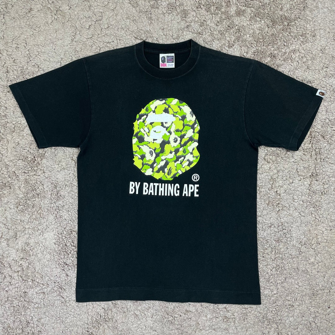 希少　A BATHING APE BAPE KAWS Tシャツ NIGO期 Vintage Bape X Kaws T-shirt SIZE M/ Streetwear/ Japanese Brand
