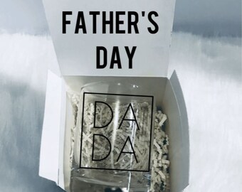 Neues Dad Whisky Glas Set, Vatertag 2021 Geschenk, Erster Papa Whisky Glas, Dada Whisky Glas Set, Geschenk für Papa, Hergestelltes Glas