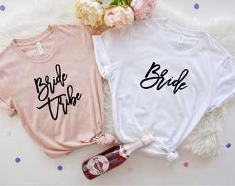 花嫁トライブの独身パーティーシャツ、花嫁介添人Tシャツ、独身パーティーウィークエンドTシャツ、ブライダルパーティータンクトップ、ビーチバイブTシャツ