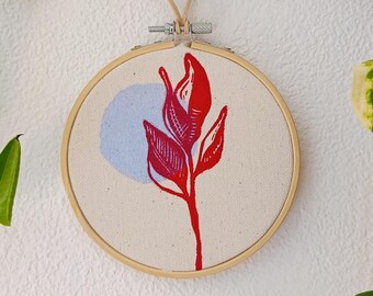 Red Flower Wall Decor: Abstract Linocut Art, Bamboo Hoop Frame |  Hand printed frame, Contemporary Design, 12cm Diameter