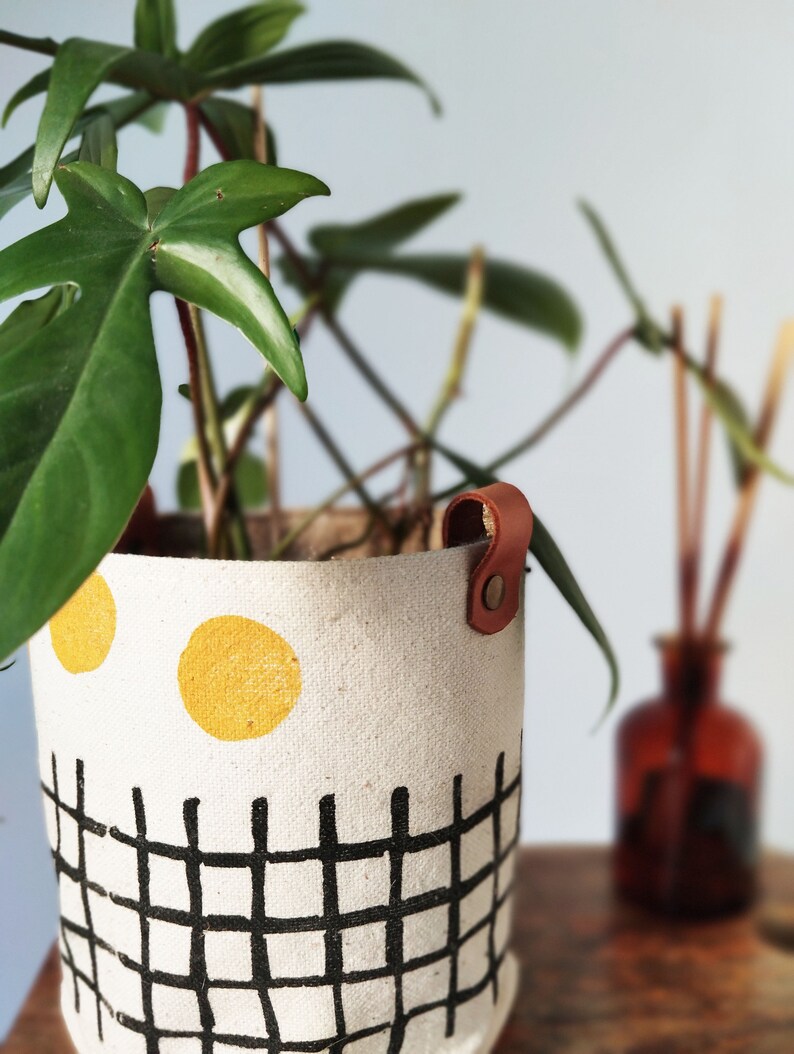 Minimal Fabric Indoor Planter, Modern Gardener Home Decor, Small Block Printed Canvas Basket, Canvas Plant Cover image 8