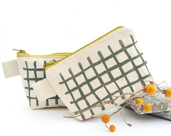 Minimal Grid Print Zipper Purse, Small Blockprinted Cosmetic Pouch, Simple Cosmetic Toiletry Bag