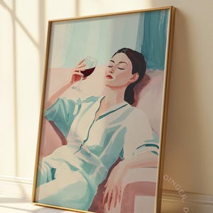 赤ワインを片手にくつろぐ女性 プリント可能な壁アート、パステル調の壁飾り、大きなポスター、柔らかな現代アート、モダンアート、デジタルダウンロード