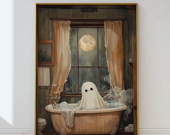 Könnte beinhalten: Gerahmter Kunstdruck, der einen Geist in einem Schaumbad in einer Vintage-Badewanne zeigt. Die Szene spielt in einem Badezimmer mit einem Vollmond, der durch das Fenster zu sehen ist. Das Kunstwerk hat eine warme, einladende Farbpalette.