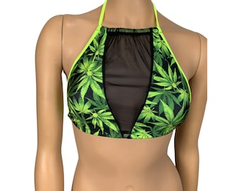 手作りマリファナの葉ホルターネッククロップトップ｜カンナビスフェスティバルトップ｜かぎ針編みウィードトップ｜ボヘミアンレイブ衣装｜フェスティバルウェア（女性用）