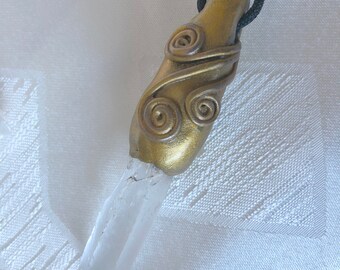 Ton/Kristall Kunst Anhänger - klar Quarz