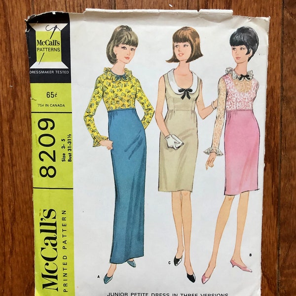 1960s High Waisted Evening Gown Sewing Pattern / 60s Vintage Cocktail or Maxi Dress / Size 3-5, Bust 31 - 31 1/2 / McCalls 8209
