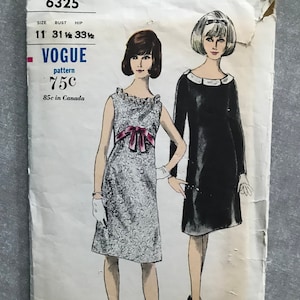 60s Vogue Petal Collar Dress Sewing Pattern / Vintage 1960s A-Line Dress / Women&#39;s Size 11 Bust 31 1/2 / Vogue 6325