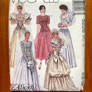 90s Wedding Dress Sewing Pattern / Vintage Evening Gown / Size 10, Bust 32 1/2/ McCalls 5226