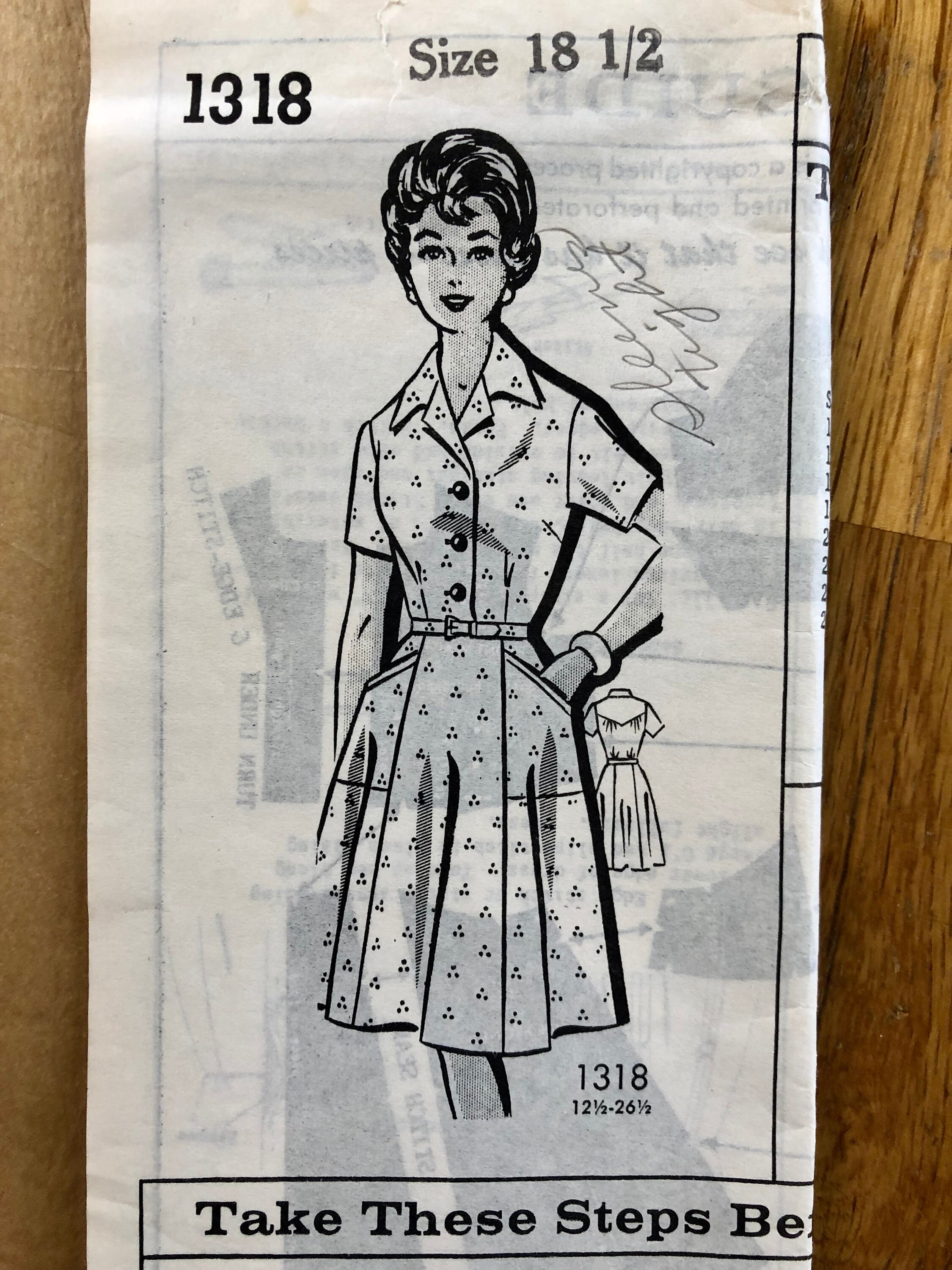 60s Dress Sewing Pattern / 1960s Vintage Women