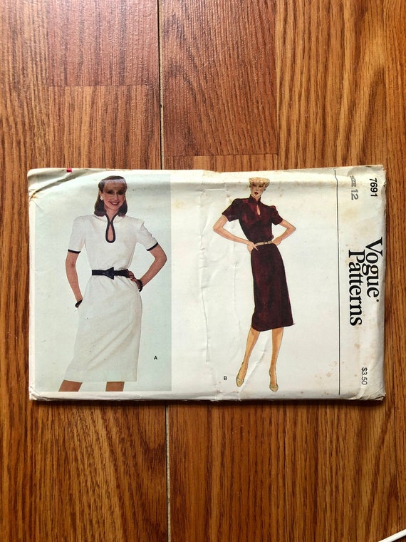 Keyhole Neckline Dress Sewing Pattern / 90s Vintage Dress / - Etsy