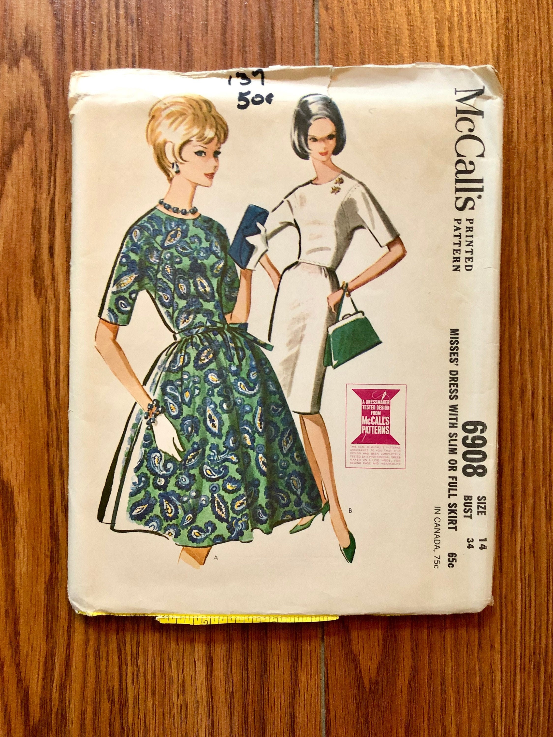 60s Dress Sewing Pattern / Vintage 1960s Women