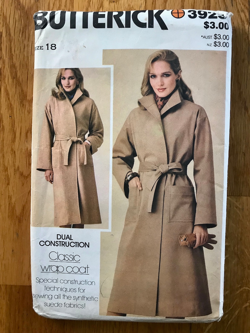 UNCUT Vintage Butterick Sewing Pattern Misses Straight Lined Loose Fit Coat 4044