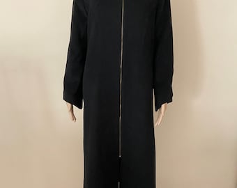 Vintage Y2K black maxi coat with fur collar size M