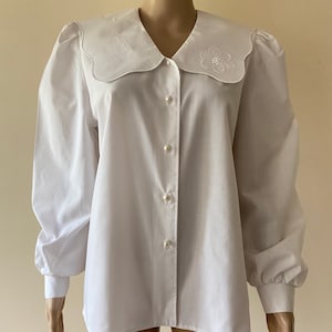 Vintage white shirt blouse with large collar, size 40