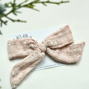 Bow Clip // Blush Gauze Floral