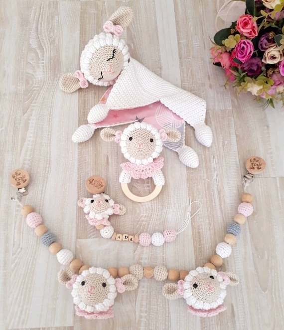 Personalized lamb lovey set, Babyshower gift set, Handmade baby gift box, Crochet sheep stroller chain, Crochet lamb security blanket set