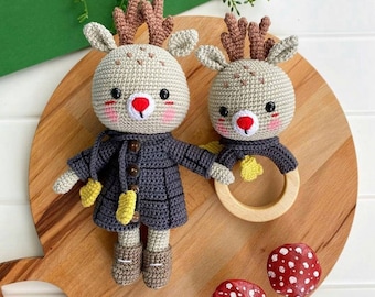 Gehäkelte Hirsch Plüschtier und Rassel Set, Weihnachtsgeschenkbox, Unisex Babyshower Geschenkbox, handgemachtes Baby Jungen Geschenkset, Amigurumi gefüllte Rentiere