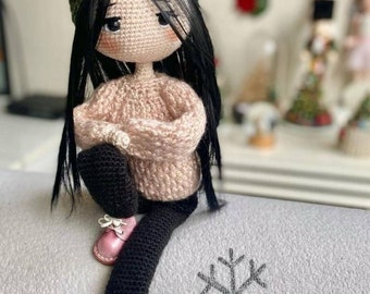 Muñeca estilo hippie en venta, Muñeca de peluche de miércoles de crochet, Regalo de nieta, Regalo de cumpleaños, Muñeca de miércoles, Muñeca personizable en venta