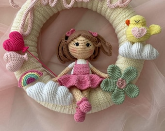 Personalizable wreath for nursery decoration, Personizable Babyshower gift, Handmade customize wall hangings, Granddaughter Gift