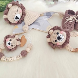 Personalizable Crochet lion lovey set, Babyshower boy gift set, Cuddly Amigurumi lion, Crochet lion pacifier chain, Newborn lion plushie set